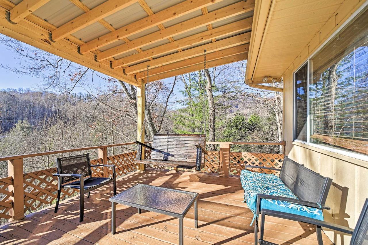 Mountain-View Maggie Valley House With Spacious Deck Exterior photo